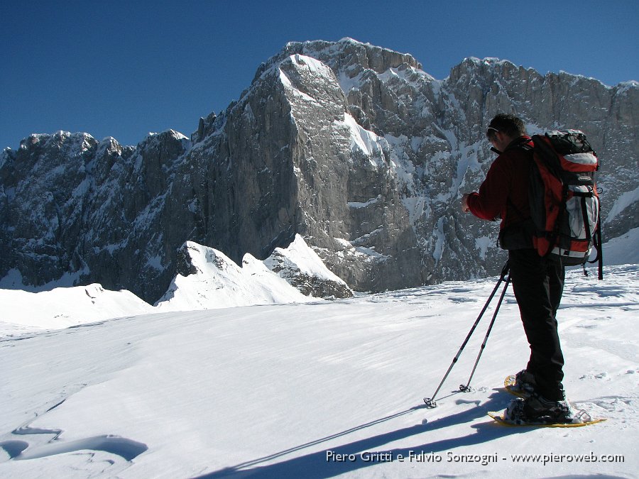 56 A due passi dallo spigolo nord di Presolana.jpg